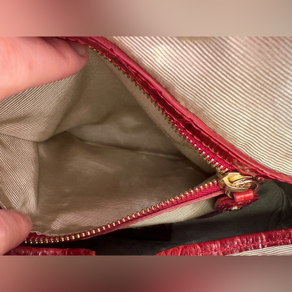 alice + olivia Alana Croc Embossed Leather Handle Bag - Picture 6 of 10